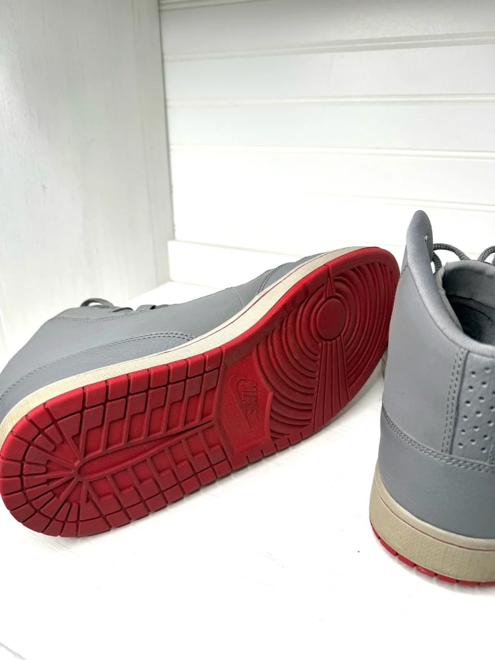 Jordan Executive Wolf Grey Varsity Red Size 12M- Rare Nike Sneaker